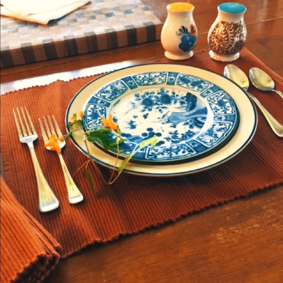 4 Burnt orange ribbed place mats